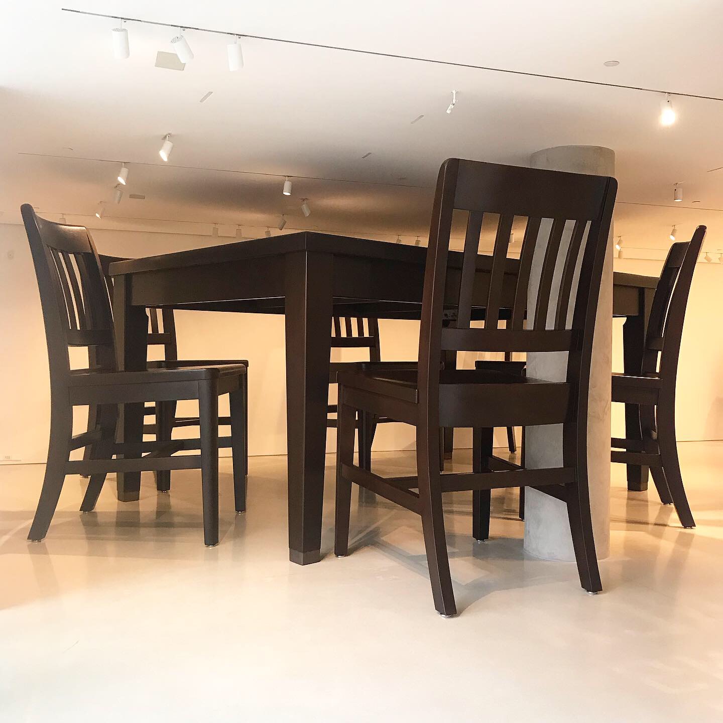 1906-FA-Robert_Therrien-Table_Six_Chairs