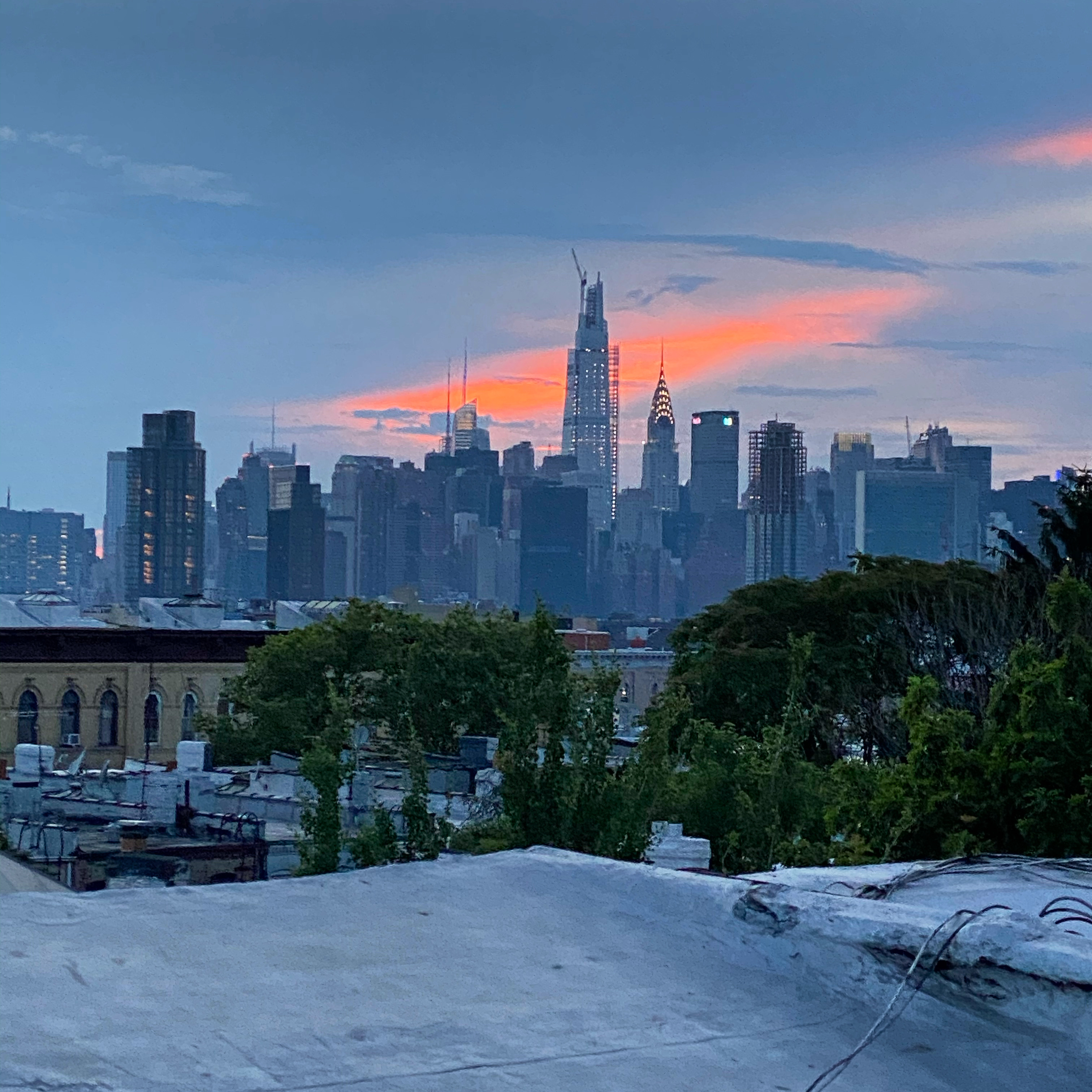 2007-NYC-Manhattan_Skyline-Sunset