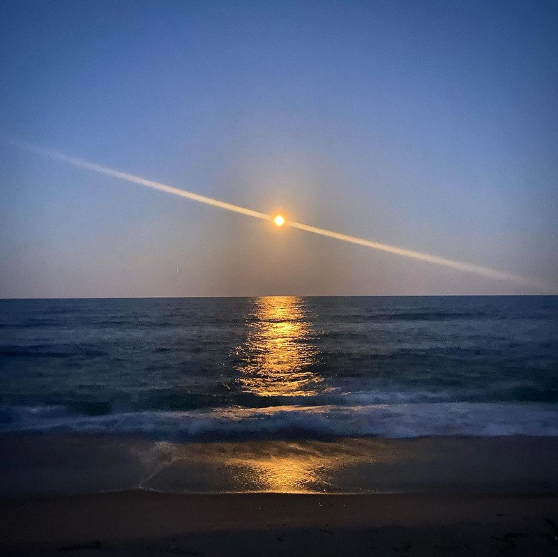 2007-PL-Long_Beach_Island-Moonrise-Full_Moon/