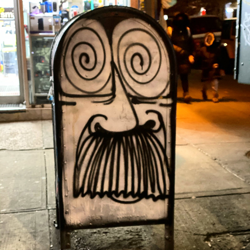 2102-SA-Bushwick-Face-Mailbox/